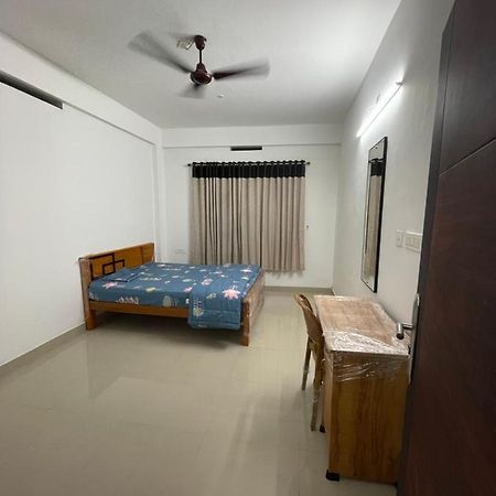 Highland Residency Otel Attappādi Dış mekan fotoğraf